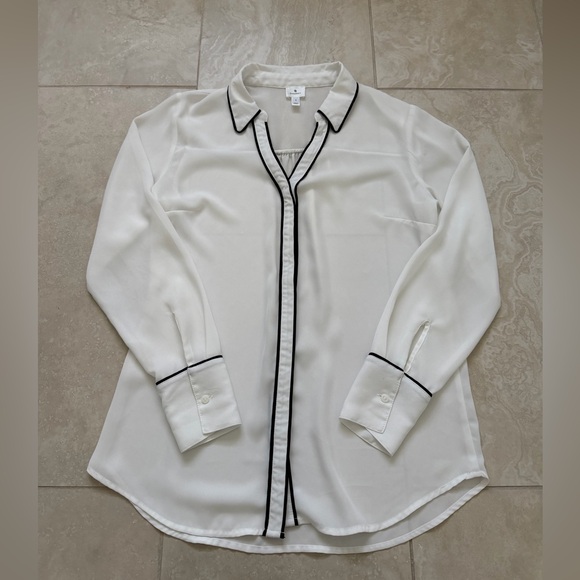 Dressbarn White Blouse with Black Trim | Button Front | Size Small - Picture 2 of 9